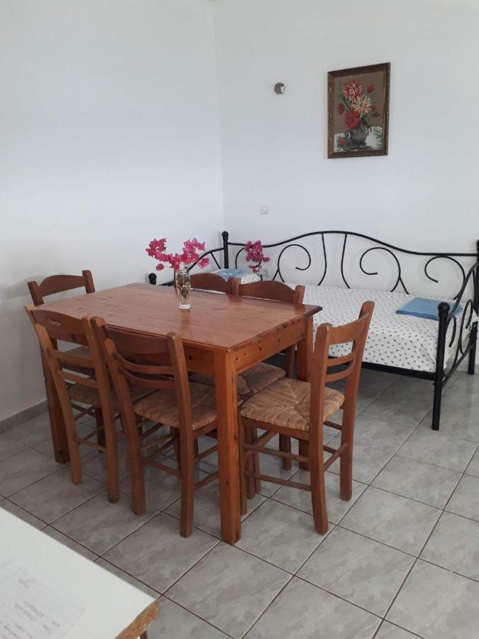 Giota & Antonia Apartments Koróni Extérieur photo
