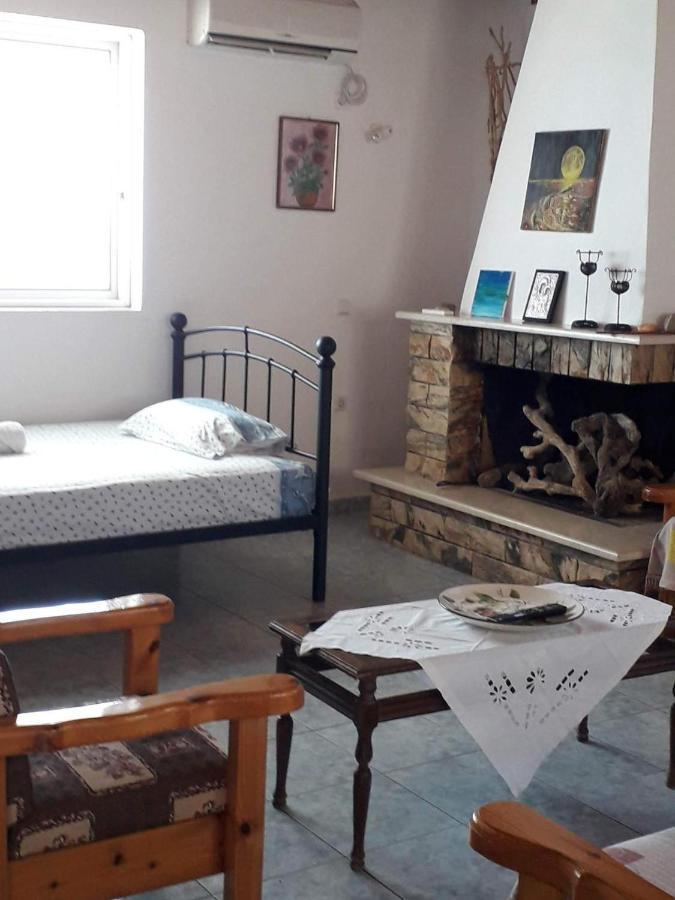 Giota & Antonia Apartments Koróni Extérieur photo
